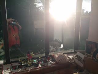 Shabbat Sun in Window, not quite time to light candles, but very soon!